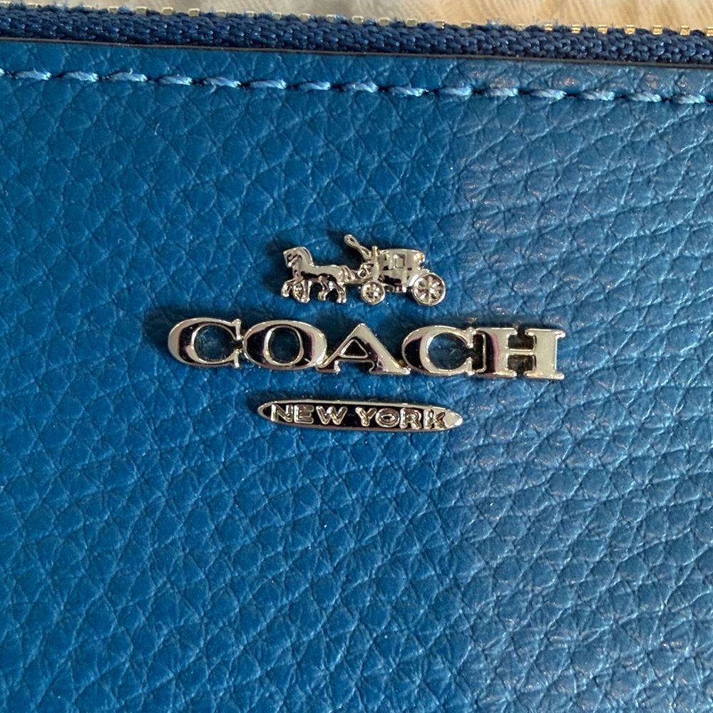 Coach Blue Double Zipper Leather Wristlet - Picture 2 of 7